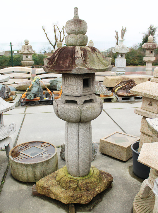 Edo Gata Ishidoro, Japanese Stone Lantern - YO01010565