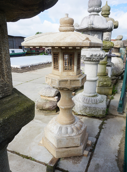 Eitoku-ji Gata Ishidoro, Japanese Stone Lantern - YO01010407