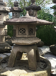 Buy Kaku Yukimi Gata Ishidōrō, Japanese Stone Lantern for sale - YO01010229