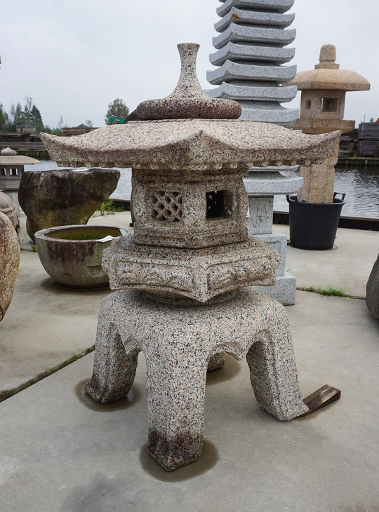 Kaku Yukimi Gata Ishidoro, Japanese Stone Lantern - YO01010352
