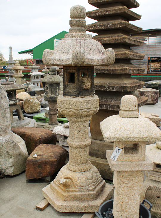 Kame Tachidoro, Japanese Stone Lantern - YO01010558