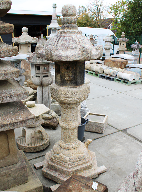 Kame Tachidoro, Japanese Stone Lantern - YO01010558