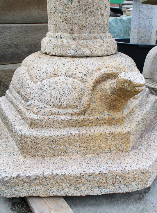 Kame Tachidoro, Japanese Stone Lantern - YO01010558