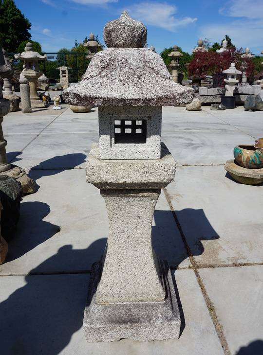 Kamimae Ishidoro, Japanese Stone Lantern - YO01010279