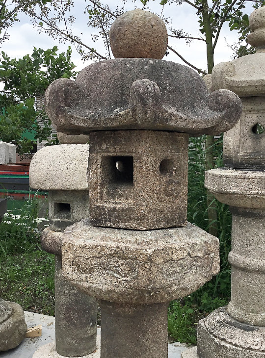 Kasuga Gata Ishidoro, Japanese Stone Lantern - YO01010159