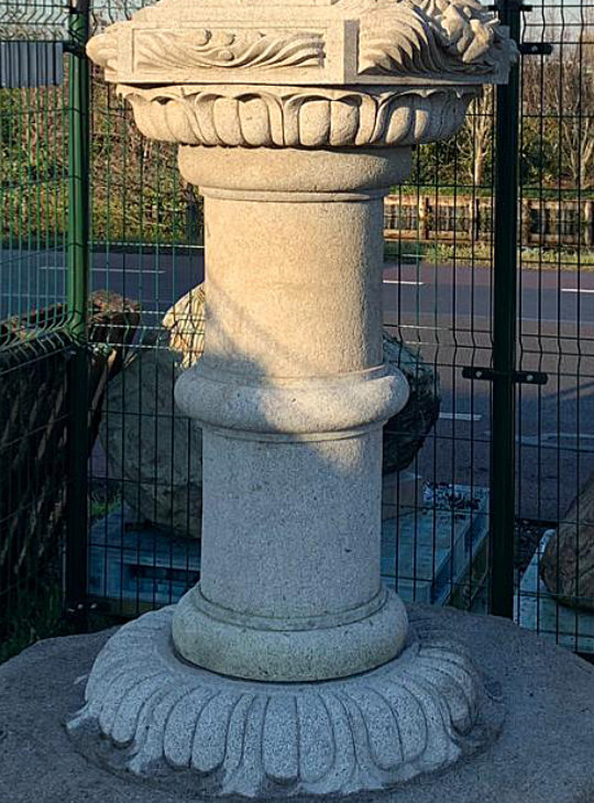 Kasuga Gata Ishidōrō, Japanese Stone Lantern - YO01010187