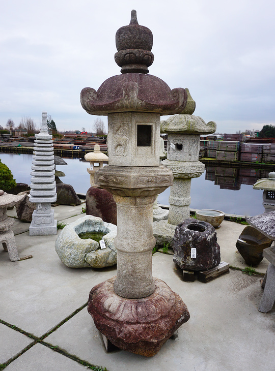 Kasuga Gata Ishidoro, Japanese Stone Lantern - YO01010360