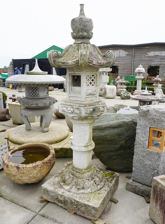 Buy Kasuga Gata Ishidoro, Japanese Stone Lantern for sale - YO01010388