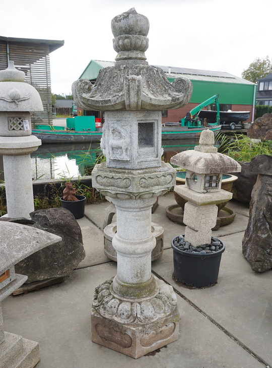 Kasuga Gata Ishidoro, Japanese Stone Lantern - YO01010458