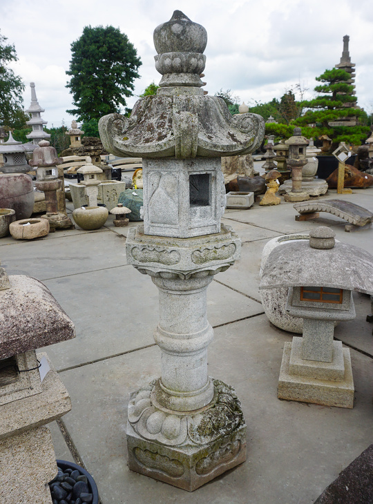 Kasuga Gata Ishidoro, Japanese Stone Lantern - YO01010458