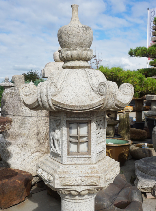 Kasuga Gata Ishidoro, Japanese Stone Lantern - YO01010460