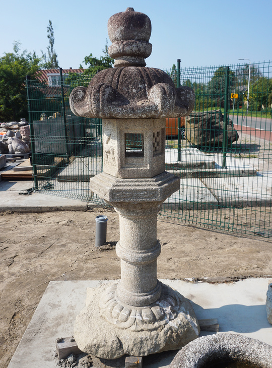 Kasuga Gata Ishidoro, Japanese Stone Lantern - YO01010474