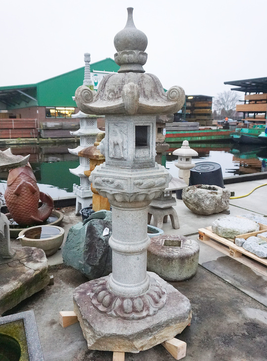 Kasuga Gata Ishidoro, Japanese Stone Lantern - YO01010485