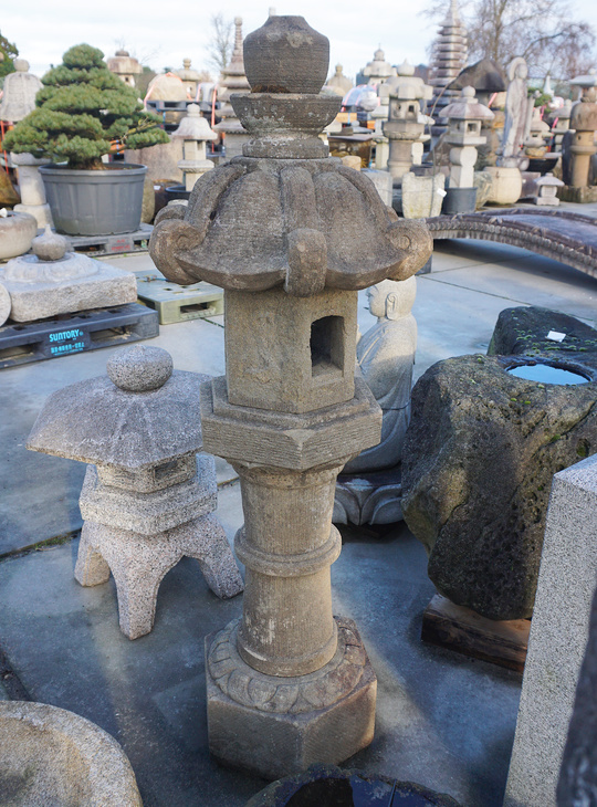 Kasuga Gata Ishidoro, Japanese Stone Lantern - YO01010493