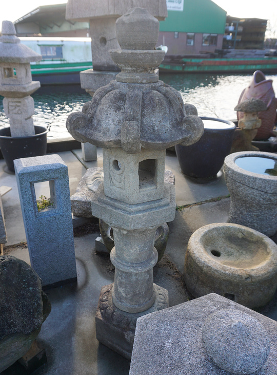 Kasuga Gata Ishidoro, Japanese Stone Lantern - YO01010493