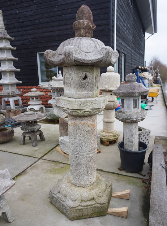 Kasuga Gata Ishidoro, Japanese Stone Lantern - YO01010519