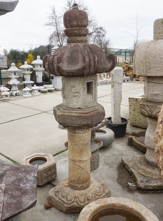 Kasuga Gata Ishidoro, Japanese Stone Lantern - YO01010534