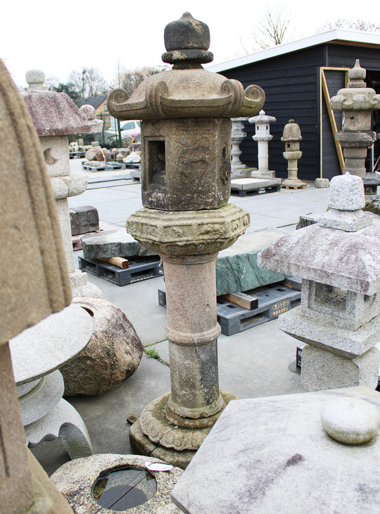 Kasuga Gata Ishidoro, Japanese Stone Lantern - YO01010591