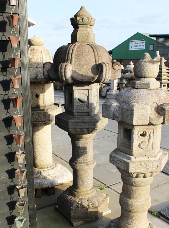Kasuga Gata Ishidoro, Japanese Stone Lantern - YO01010606