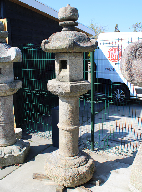 Kasuga Gata Ishidoro, Japanese Stone Lantern - YO01010614