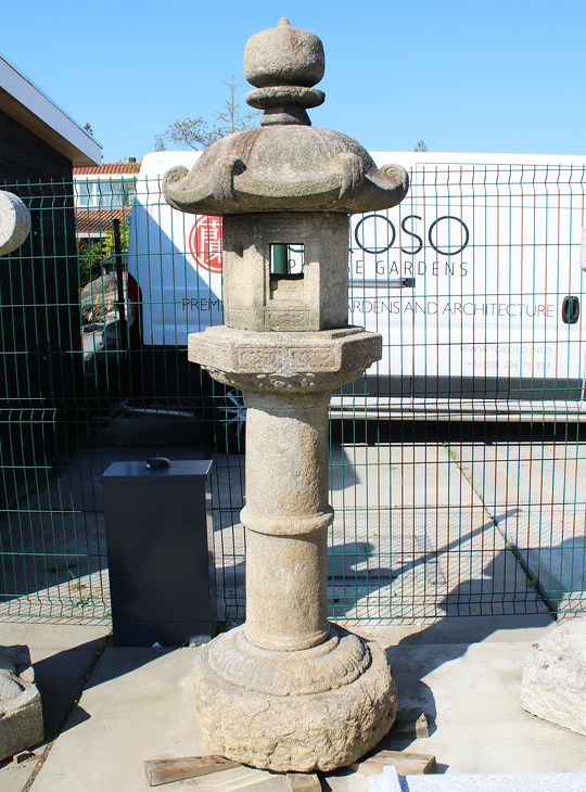 Kasuga Gata Ishidoro, Japanese Stone Lantern - YO01010614