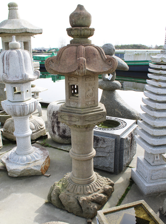 Kasuga Gata Ishidoro, Japanese Stone Lantern - YO01010618