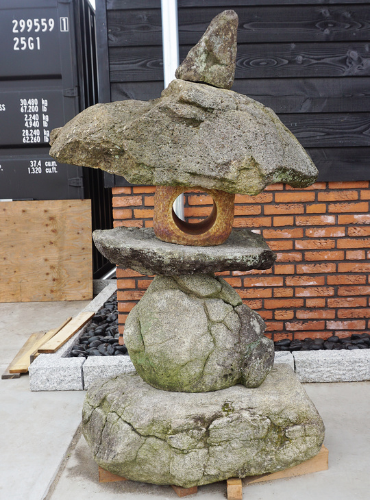 Kikkou Seki Yamadoro, Japanese Stone Lantern - YO01010453