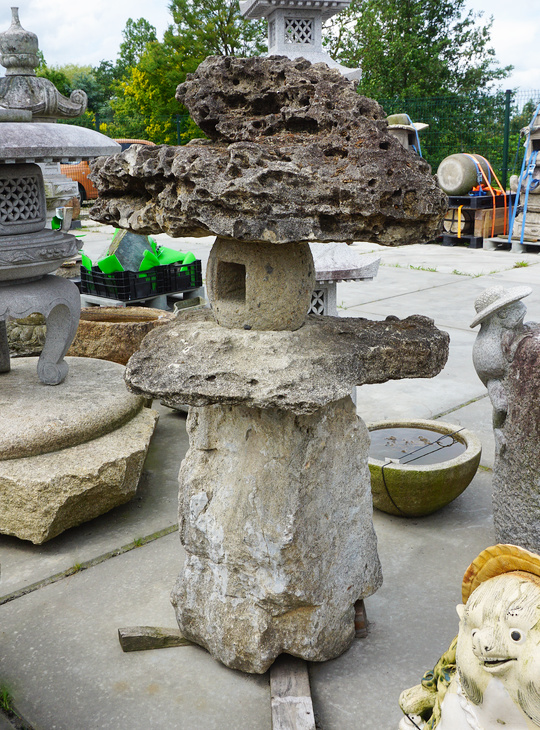 Buy Kimachi Yamadoro, Japanese Stone Lantern for sale - YO01010399