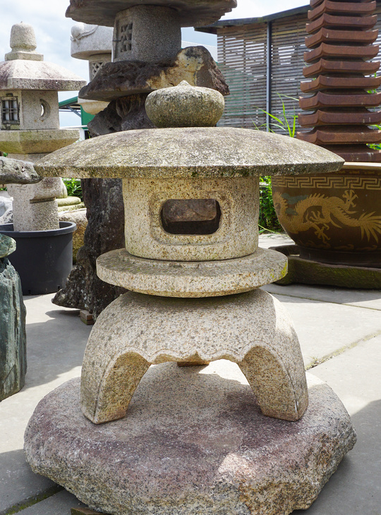 Kodai Maru Yukimi Gata Ishidoro, Japanese Stone Lantern - YO01010395