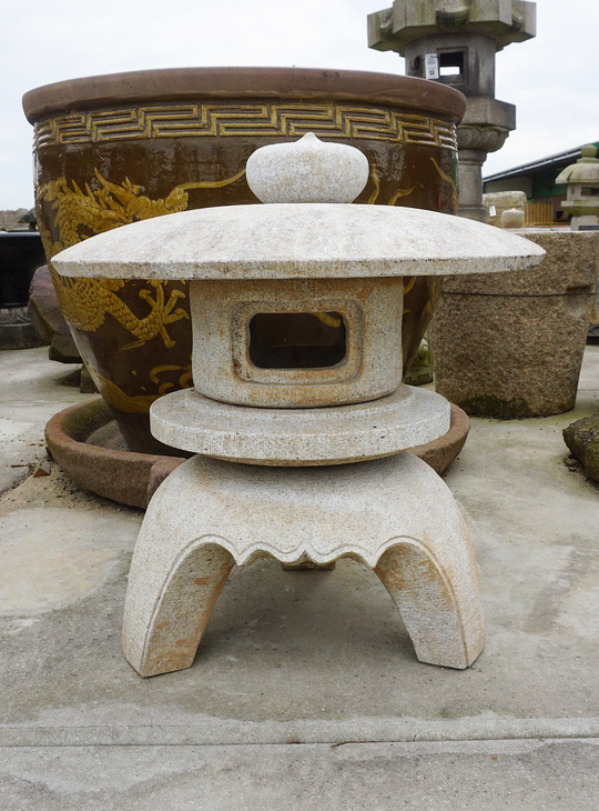 Kodai Maru Yukimi Gata Ishidoro, Japanese Stone Lantern - YO01010424