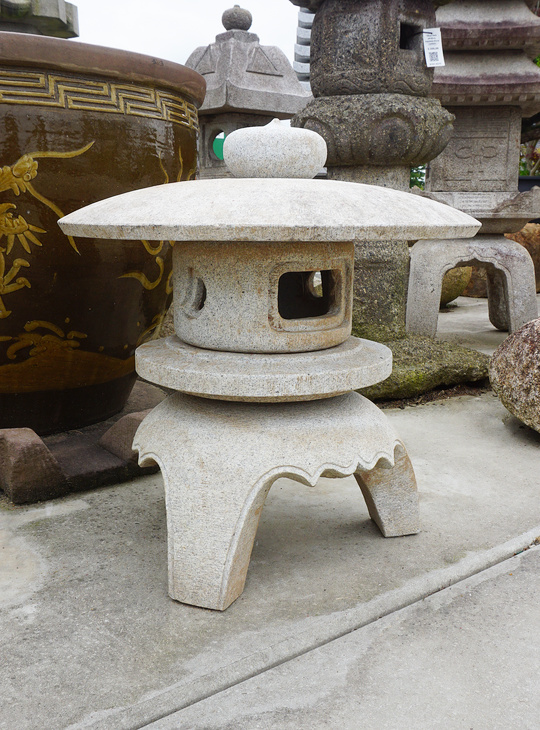 Kodai Maru Yukimi Gata Ishidoro, Japanese Stone Lantern - YO01010424