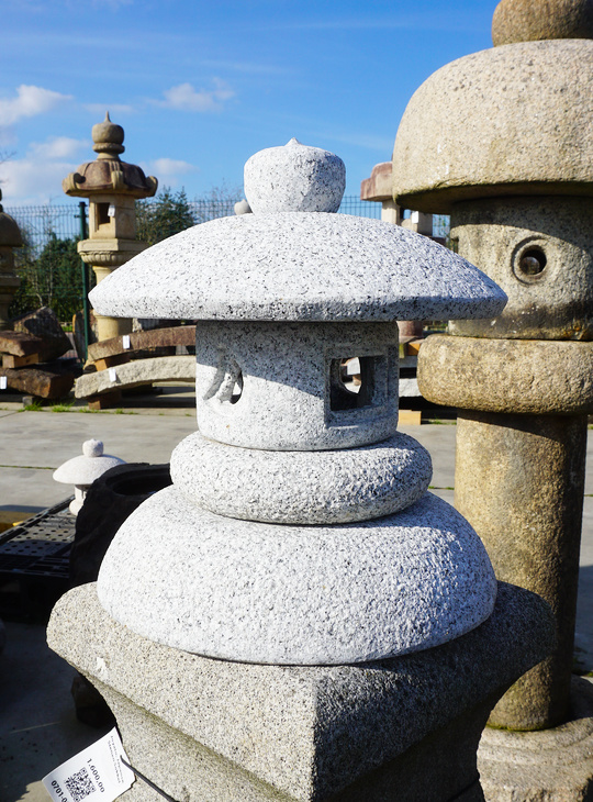 Kodai Tamate Gata Ishidoro, Stone Lantern - YO01020020