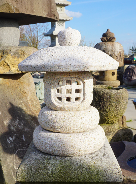 Kodai Tamate Gata Ishidoro, Stone Lantern - YO01020029