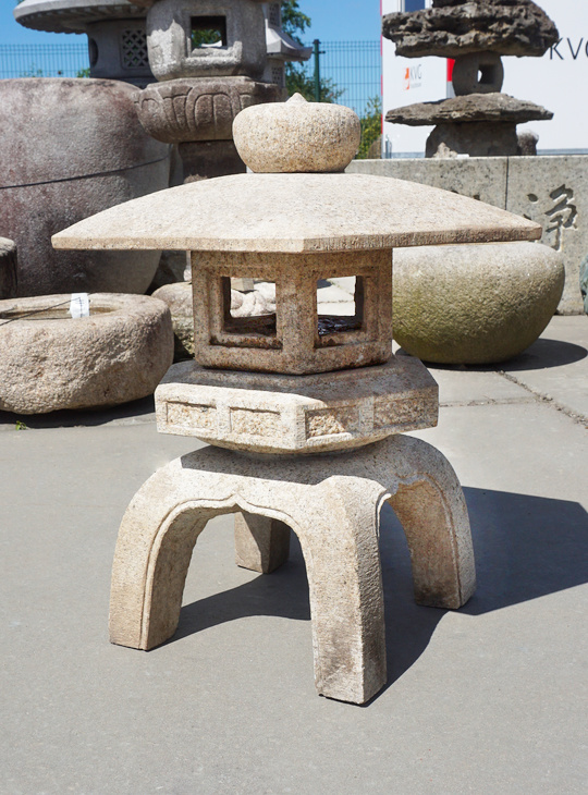 Buy Kodai Yukimi Gata Ishidoro, Japanese Stone Lantern for sale - YO01010433