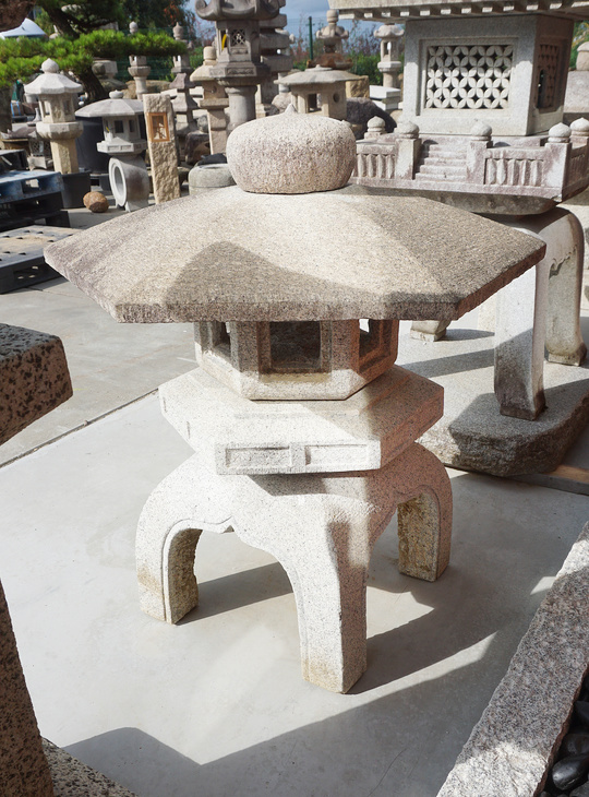 Kodai Yukimi Gata Ishidoro, Japanese Stone Lantern - YO01010461