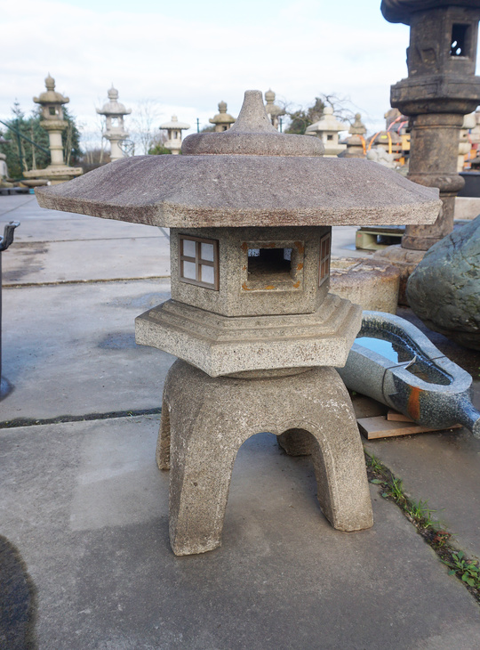 Kodai Yukimi Gata Ishidoro, Japanese Stone Lantern - YO01010489