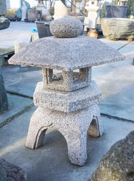 Kodai Yukimi Gata Ishidoro, Japanese Stone Lantern - YO01010494