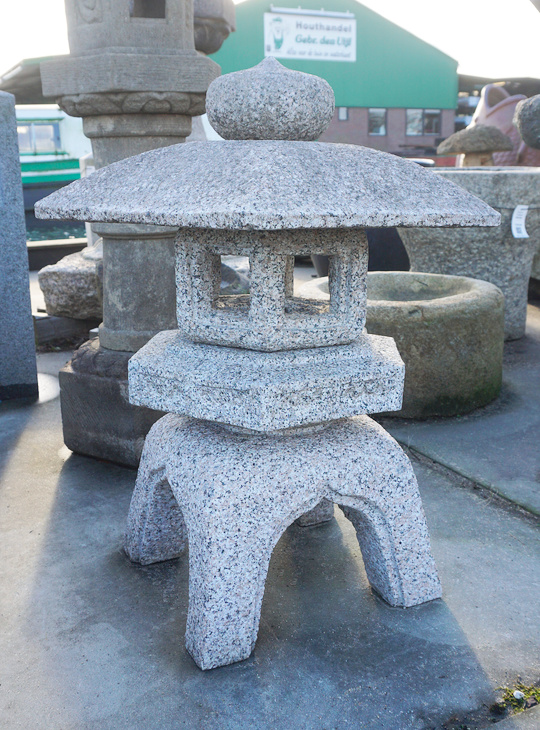 Kodai Yukimi Gata Ishidoro, Japanese Stone Lantern - YO01010494