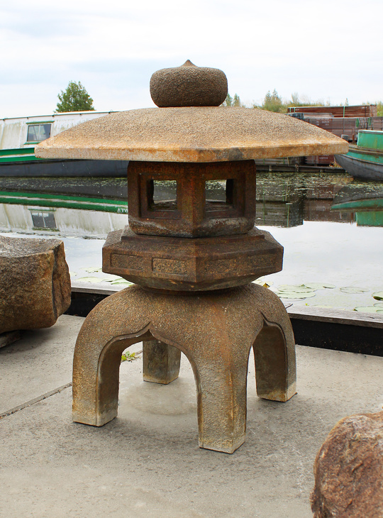 Kodai Yukimi Gata Ishidoro, Japanese Stone Lantern - YO01010555