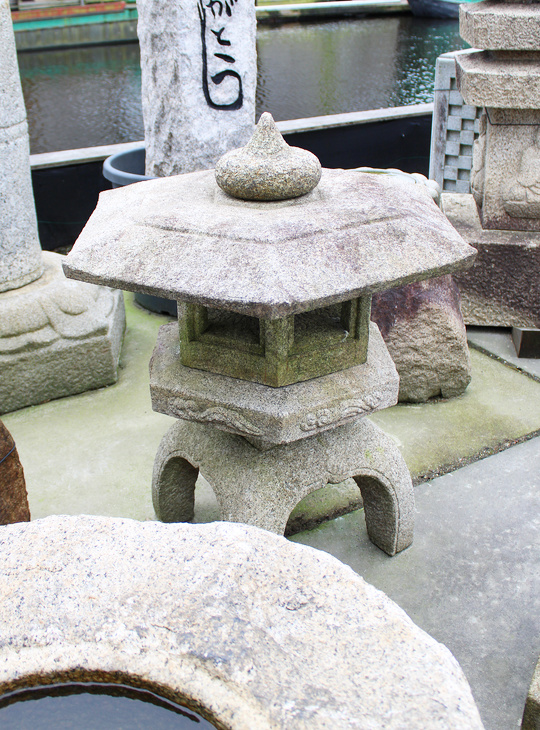 Kodai Yukimi Gata Ishidoro, Japanese Stone Lantern - YO01010586
