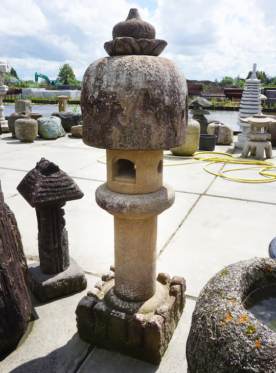 Komuso Ishidoro, Japanese Stone Lantern - YO01010411