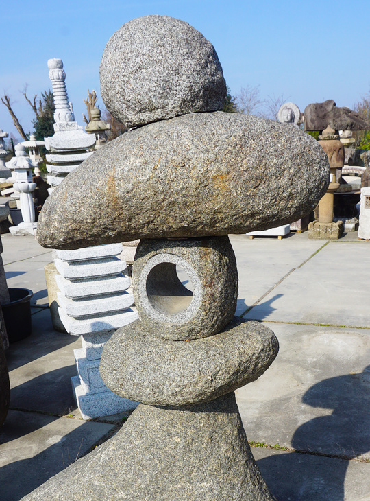 Kurama Yamadoro, Japanese Stone Lantern - YO01010521