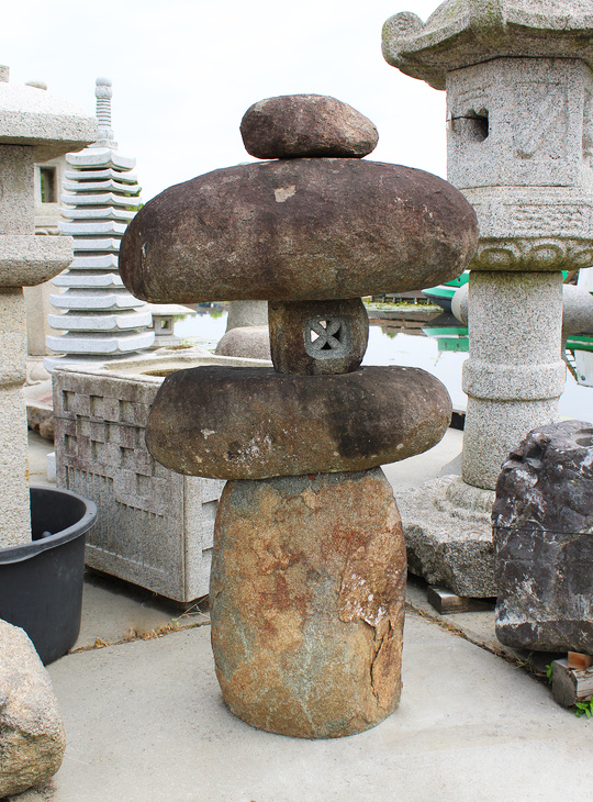 Kurama Yamadoro, Japanese Stone Lantern - YO01010551