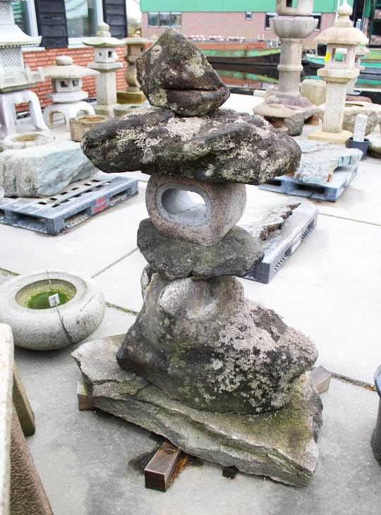 Kuroboku Yamadoro, Japanese Stone Lantern - YO01010576