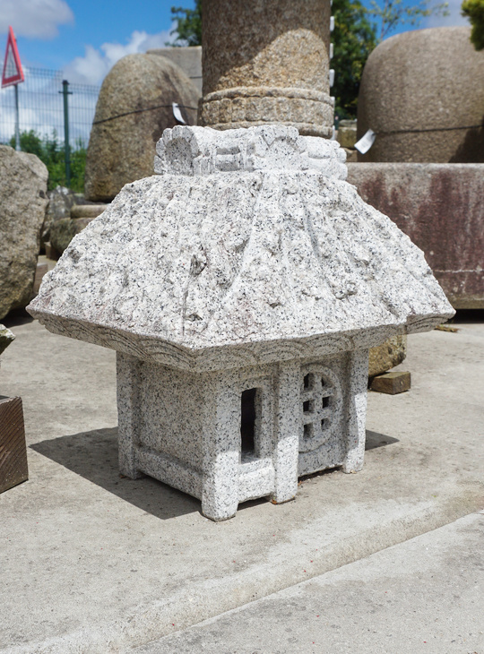 Kusaya Ishidoro, Japanese Stone Lantern - YO01010419