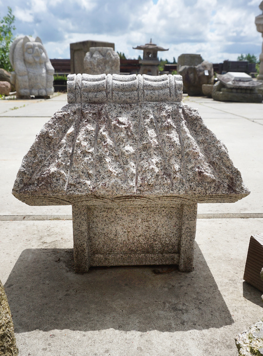 Kusaya Ishidoro, Japanese Stone Lantern - YO01010419