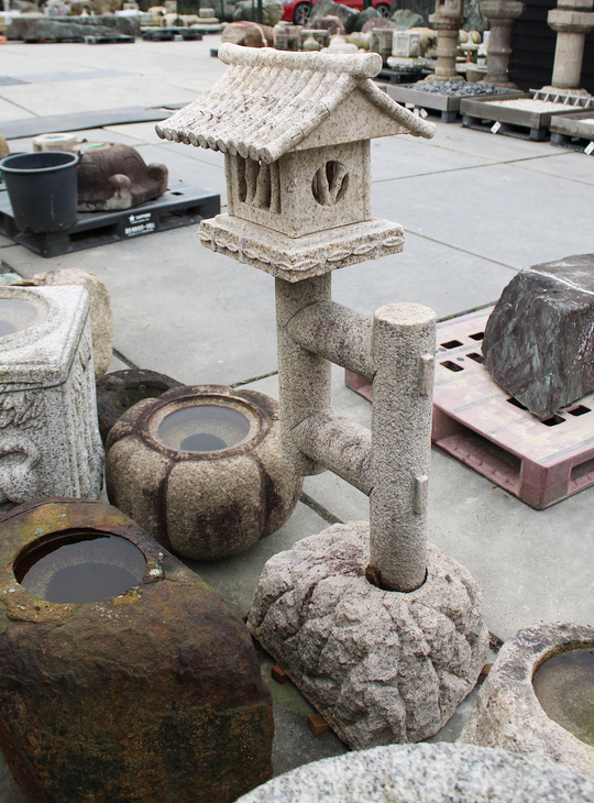 Kusaya Ishidoro, Japanese Stone Lantern - YO01010592