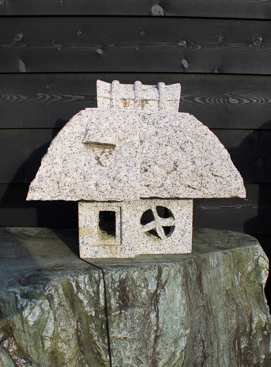 Kusaya Ishidoro, Japanese Stone Lantern - YO01010609