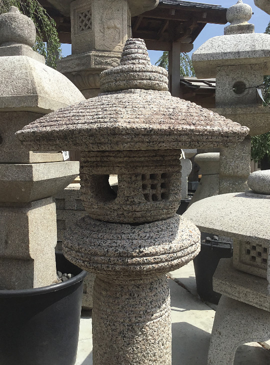 Michikaze Gata Ishidōrō, Japanese Stone Lantern - YO01010208