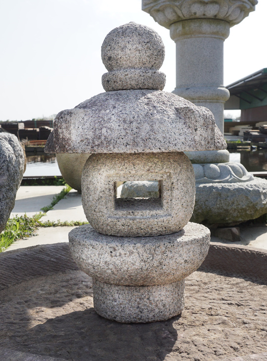Misaki Gata Ishidōrō, Japanese Stone Lantern - YO01010261